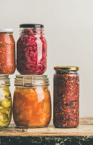 Słoiki z przetworami